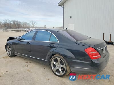 Drugie zdjęcie samochodu z przodu: 2013 MERCEDES-BENZ S 550 4MATIC VIN:WDDNG9EB6DA535436 - miniatura