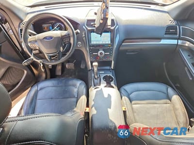 Zdjęcie 8 z 13 samochodu: 2017 FORD EXPLORER LIMITED VIN:1FM5K7FH7HGE33867 - miniatura