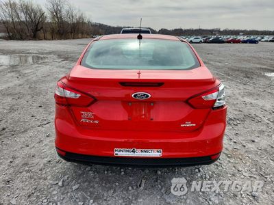 Zdjęcie 6 z 13 samochodu: 2014 FORD FOCUS SE VIN:1FADP3F27EL127895 - miniatura