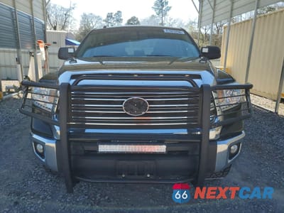 Piąte zdjęcie samochodu w środku: 2015 TOYOTA TUNDRA SR5 VIN:5TFDW5F10FX431483 - miniatura