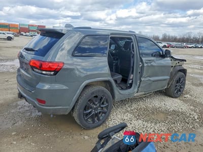 Trzecie zdjęcie samochodu z tyłu: 2021 JEEP GRAND CHEROKEE LAREDO VIN:1C4RJFAG4MC744207 - miniatura