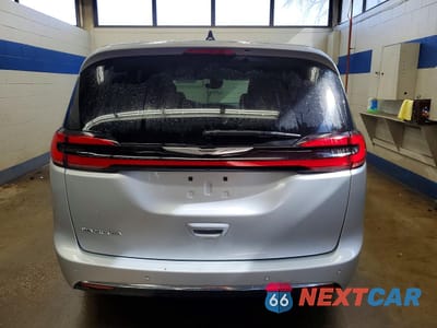 Zdjęcie 6 z 13 samochodu: 2024 CHRYSLER PACIFICA TOURING L VIN:2C4RC1BG3RR134082 - miniatura