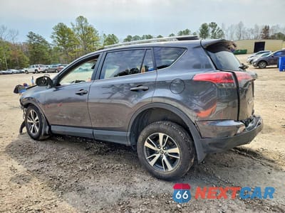 Drugie zdjęcie samochodu z przodu: 2018 TOYOTA RAV4 XLE VIN:JTMRFREV0JJ252180 - miniatura