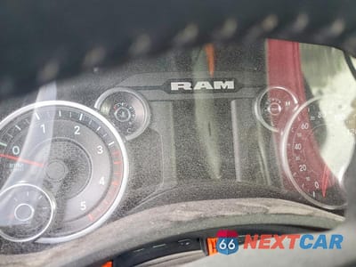 Zdjęcie 9 z 13 samochodu: 2021 RAM 3500 BIG HORN VIN:3C63RRHL8MG567877 - miniatura