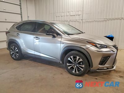 Czwarte zdjęcie samochodu z boku: 2019 LEXUS NX 300 F SPORT VIN:JTJBARBZ8K2184789 - miniatura