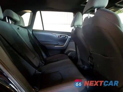 Zdjęcie 11 z 12 samochodu: 2021 TOYOTA RAV4 PRIME SE VIN:JTMAB3FV8MD027478 - miniatura