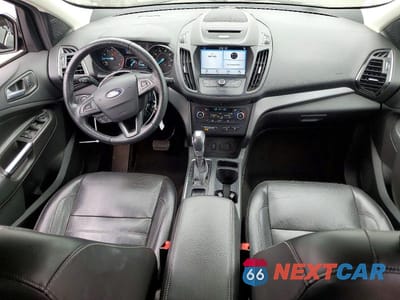 Zdjęcie 8 z 13 samochodu: 2018 FORD ESCAPE SEL VIN:1FMCU0HD9JUA24831 - miniatura