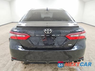 Zdjęcie 6 z 13 samochodu: 2021 TOYOTA CAMRY SE VIN:4T1G11AK6MU553618 - miniatura