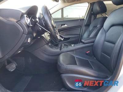 Zdjęcie 7 z 12 samochodu: 2015 MERCEDES-BENZ GLA 250 VIN:WDCTG4EB9FJ151801 - miniatura