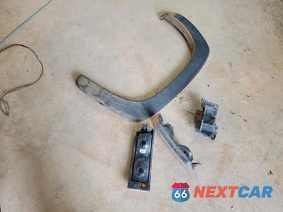 Zdjęcie 12 z 12 samochodu: 2007 CHEVROLET SILVERADO K1500 CLASSIC CREW CAB VIN:2GCEK13Z271104052 - miniatura