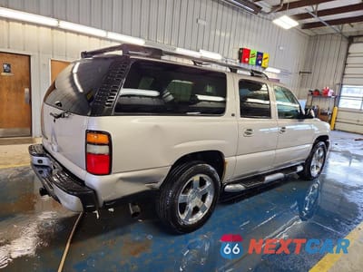 Trzecie zdjęcie samochodu z tyłu: 2006 CHEVROLET SUBURBAN K1500 VIN:3GNFK16U56G114849 - miniatura