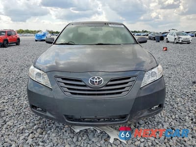 Piąte zdjęcie samochodu w środku: 2007 TOYOTA CAMRY LE VIN:4T1BE46KX7U102723 - miniatura