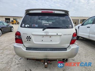 Zdjęcie 6 z 12 samochodu: 2007 TOYOTA HIGHLANDER BASE VIN:JTEEP21A970209957 - miniatura