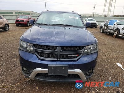Piąte zdjęcie samochodu w środku: 2017 DODGE JOURNEY CROSSROAD VIN:3C4PDCGG6HT618932 - miniatura