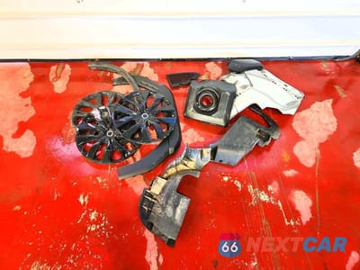 Zdjęcie 13 z 13 samochodu: 2016 NISSAN ROGUE S VIN:JN8AT2MV3GW131044 - miniatura