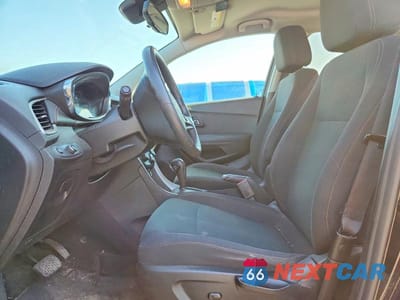 Zdjęcie 7 z 11 samochodu: 2019 CHEVROLET TRAX LS VIN:3GNCJNSB6KL286133 - miniatura
