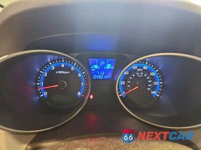 Zdjęcie 9 z 13 samochodu: 2011 HYUNDAI TUCSON LIMITED VIN:KM8JUCAC7BU290215 - miniatura