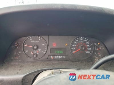 Zdjęcie 9 z 12 samochodu: 2005 FORD F350 SRW SUPER DUTY VIN:1FTWW30P85ED02346 - miniatura