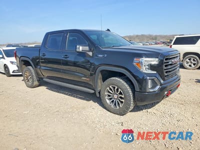 Czwarte zdjęcie samochodu z boku: 2021 GMC SIERRA K1500 AT4 VIN:3GTU9EET6MG431225 - miniatura