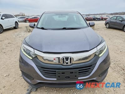 Piąte zdjęcie samochodu w środku: 2022 HONDA HR-V LX VIN:3CZRU5H3XNM723165 - miniatura