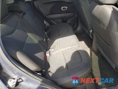 Zdjęcie 10 z 11 samochodu: 2016 KIA SOUL + VIN:KNDJP3A55G7349040 - miniatura