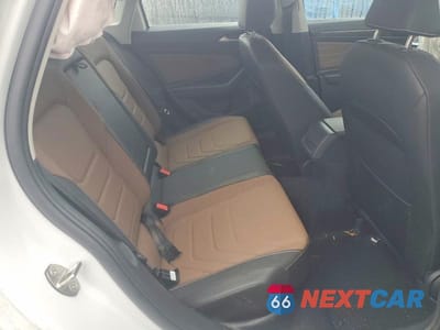 Zdjęcie 10 z 11 samochodu: 2025 VOLKSWAGEN JETTA SEL VIN:3VWGX7BU2SM036031 - miniatura