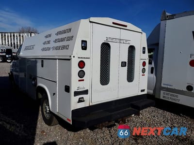 Drugie zdjęcie samochodu z przodu: 2017 CHEVROLET EXPRESS UTILITY / SERVICE TRUCK VIN:1GB0GRFG6H1158213 - miniatura