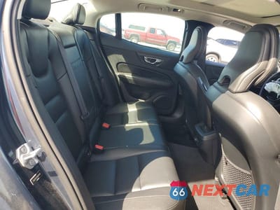 Zdjęcie 10 z 11 samochodu: 2019 VOLVO S60 T6 MOMENTUM VIN:7JRA22TK3KG003400 - miniatura