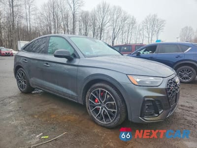 Czwarte zdjęcie samochodu z boku: 2022 AUDI SQ5 SPORTBACK PREMIUM PLUS VIN:WA124AFY1N2030338 - miniatura