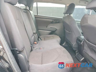 Zdjęcie 11 z 14 samochodu: 2022 TOYOTA HIGHLANDER L VIN:5TDCZRAH5NS103737 - miniatura