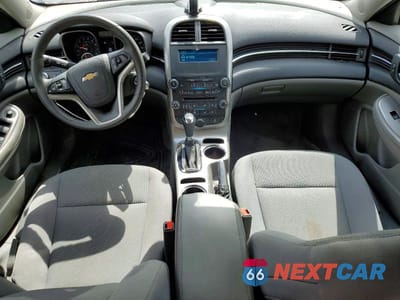 Zdjęcie 8 z 11 samochodu: 2015 CHEVROLET MALIBU LS VIN:1G11B5SLXFU148377 - miniatura