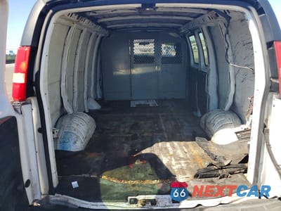 Zdjęcie 10 z 13 samochodu: 2007 CHEVROLET EXPRESS 2500 DELIVERY VAN VIN:1GCGG25V271228077 - miniatura