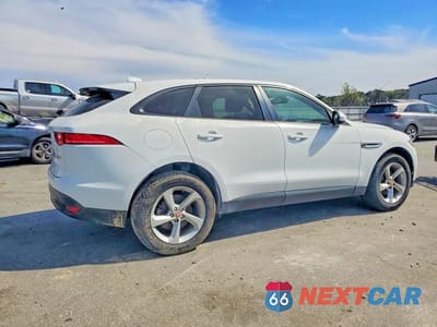 Trzecie zdjęcie samochodu z tyłu: 2017 JAGUAR F-PACE PREMIUM VIN:SADCJ2BN7HA085394 - miniatura