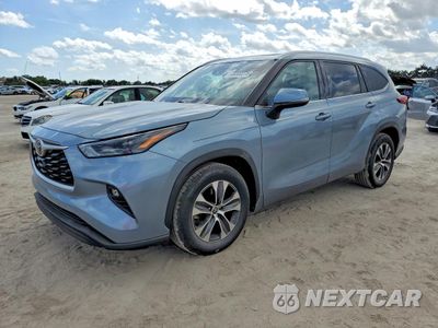 2022 TOYOTA HIGHLANDER XLE 5TDGZRAH4NS142143 - główne zdjęcie licytacji z USA - miniatura