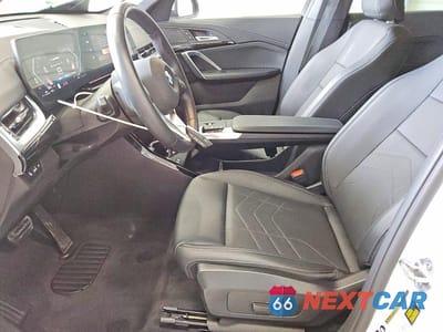 Zdjęcie 7 z 11 samochodu: 2025 BMW X2 XDRIVE28I VIN:WBX63GM04S5371983 - miniatura