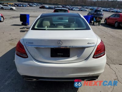 Zdjęcie 6 z 12 samochodu: 2017 MERCEDES-BENZ C 300 4MATIC VIN:55SWF4KB0HU207563 - miniatura