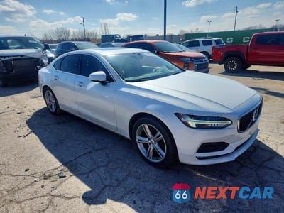 Czwarte zdjęcie samochodu z boku: 2017 VOLVO S90 T5 MOMENTUM VIN:YV1102AK3H1010232 - miniatura