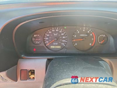 Zdjęcie 9 z 12 samochodu: 2000 NISSAN FRONTIER XE VIN:1N6ED27Y7YC321400 - miniatura