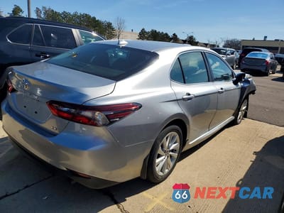 Trzecie zdjęcie samochodu z tyłu: 2023 TOYOTA CAMRY LE *** PRIOR FLEET *** VIN:4T1C11AK9PU803713 - miniatura