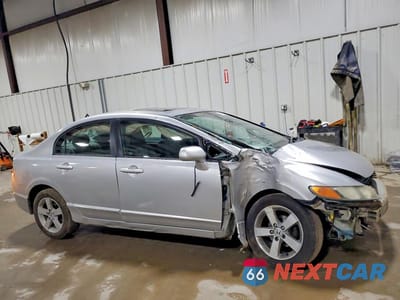 Czwarte zdjęcie samochodu z boku: 2006 HONDA CIVIC EX VIN:1HGFA168X6L004432 - miniatura