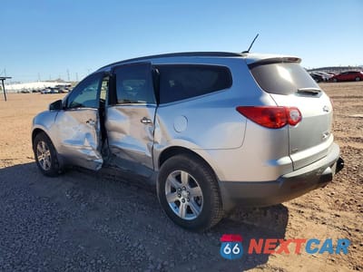 Drugie zdjęcie samochodu z przodu: 2010 CHEVROLET TRAVERSE LT VIN:1GNLVFED5AS132875 - miniatura