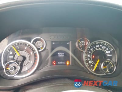 Zdjęcie 9 z 12 samochodu: 2020 RAM 5500 TRUCK CAB AND CHASSIS VIN:3C7WRNFL6LG121827 - miniatura