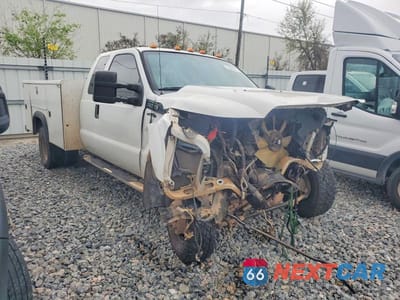 2016 FORD F350 SUPER DUTY UTILITY / SERVICE TRUCK 1FD8X3H69GEA17137 - główne zdjęcie licytacji z USA - miniatura