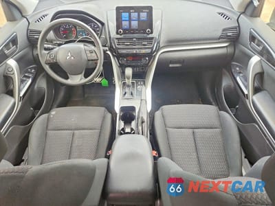 Zdjęcie 8 z 13 samochodu: 2022 MITSUBISHI ECLIPSE CROSS LE VIN:JA4ATVAA1NZ005012 - miniatura