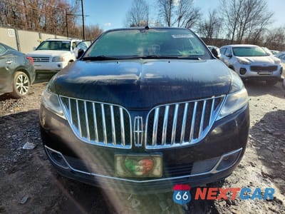 Piąte zdjęcie samochodu w środku: 2014 LINCOLN MKX VIN:2LMDJ8JK8EBL18483 - miniatura