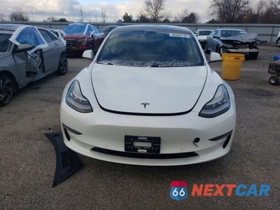 Piąte zdjęcie samochodu w środku: 2020 TESLA MODEL 3 VIN:5YJ3E1EA0LF794073 - miniatura