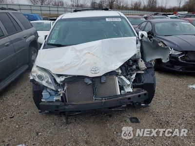 Piąte zdjęcie samochodu w środku: 2017 TOYOTA SIENNA LE VIN:5TDKZ3DC2HS852105 - miniatura