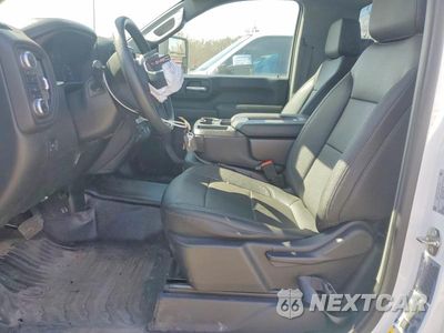Zdjęcie 7 z 11 samochodu: 2022 GMC SIERRA C3500 HEAVY DUTY VIN:1GT39SEY5NF352069 - miniatura