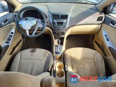 Zdjęcie 8 z 12 samochodu: 2014 HYUNDAI ACCENT GLS VIN:KMHCT4AE0EU614001 - miniatura