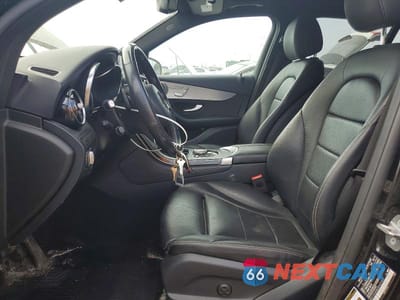 Zdjęcie 7 z 12 samochodu: 2019 MERCEDES-BENZ GLC 300 4MATIC VIN:WDC0G4KB2KF627469 - miniatura